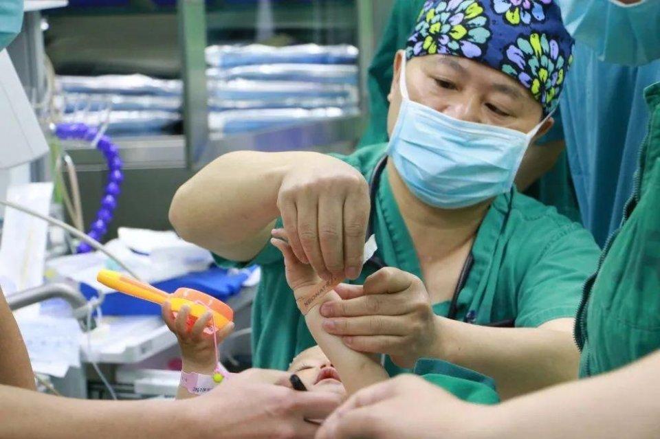 阿拉善盟妇婴监护型护送