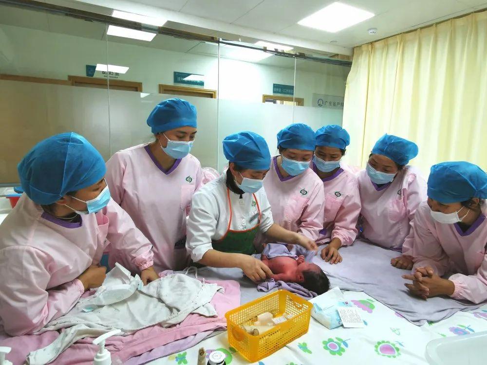 阿拉善盟妇婴监护型护送